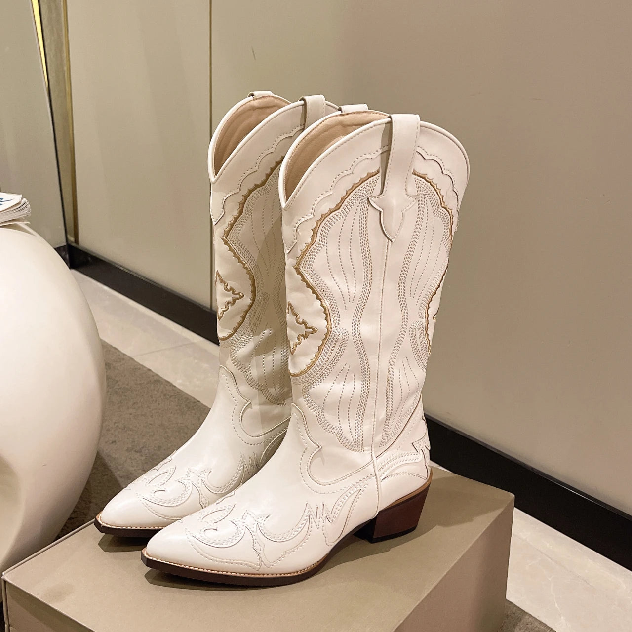 Grandiose Cowboy Boots